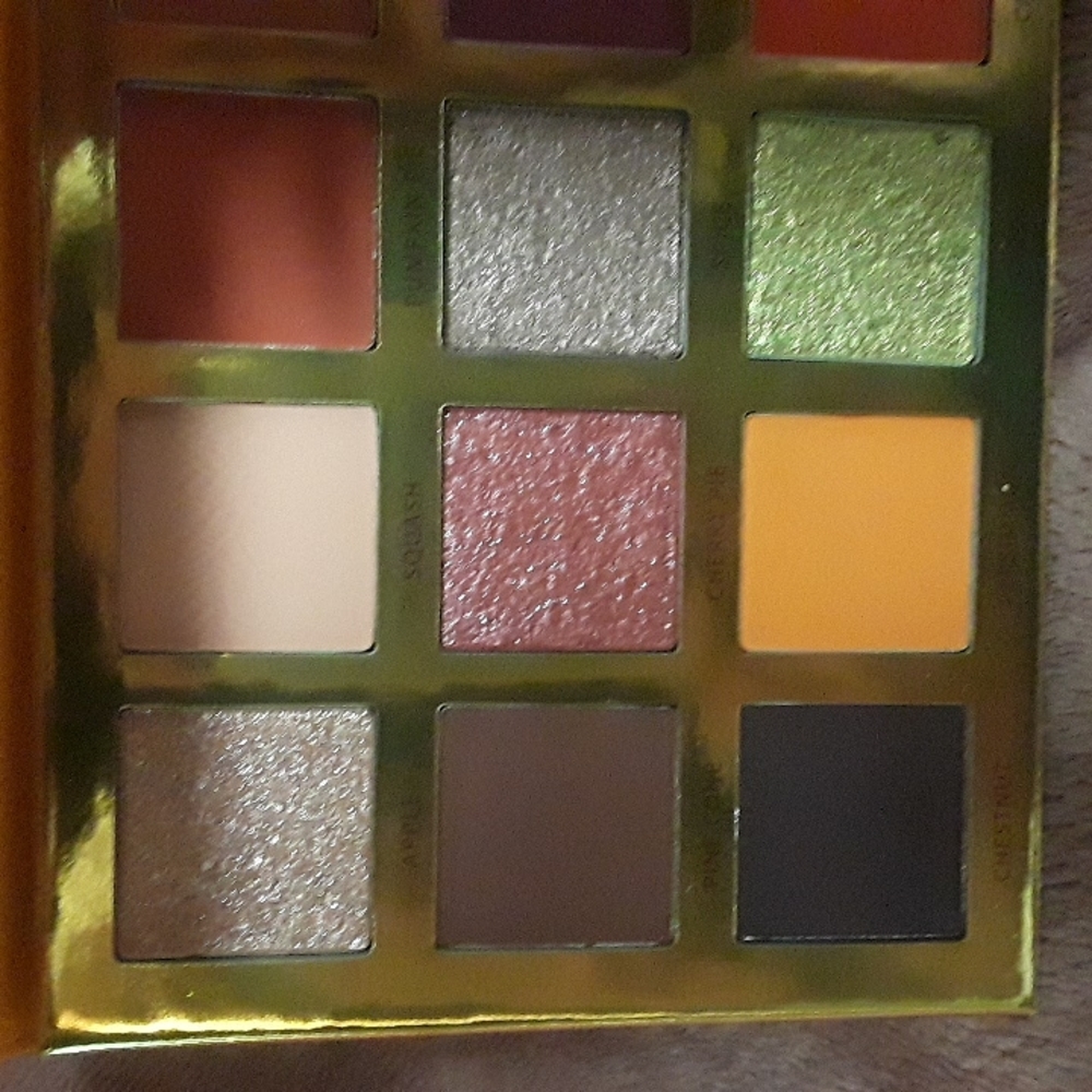 Fall palette - Picture 3 of 7